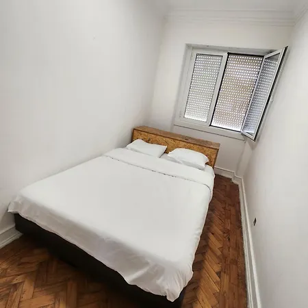 S&S Hostel Lisbona Esterno foto